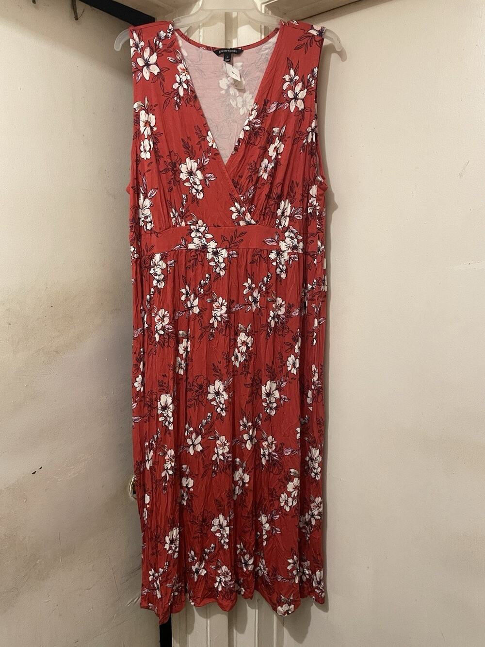 Hawthorn Plus Size 3X Red Floral Sleeveless Midi Dress